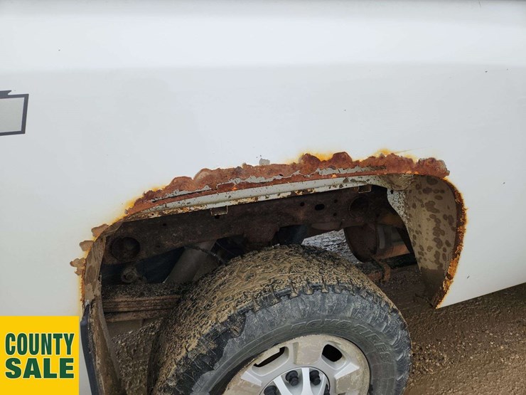 2012-chevrolet-silverado-2500hd-lt-image-42