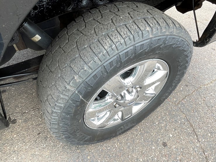 2013-ford-f150-xlt-image-35