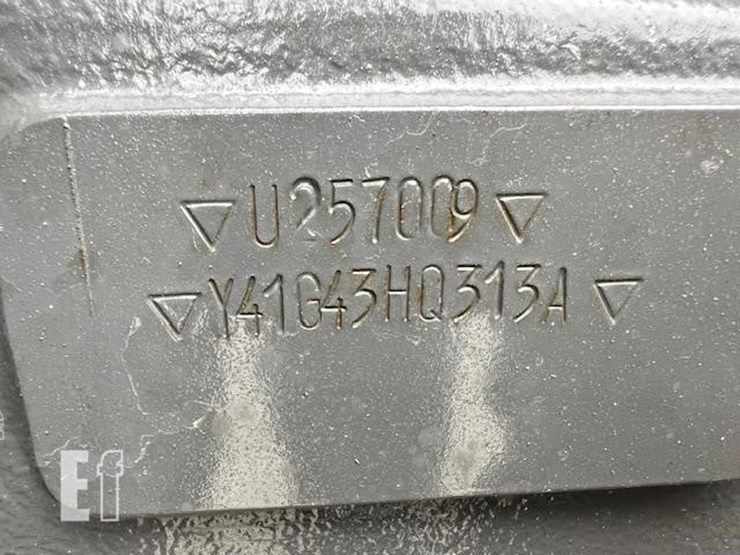 2010-massey-ferguson-8670-image-17