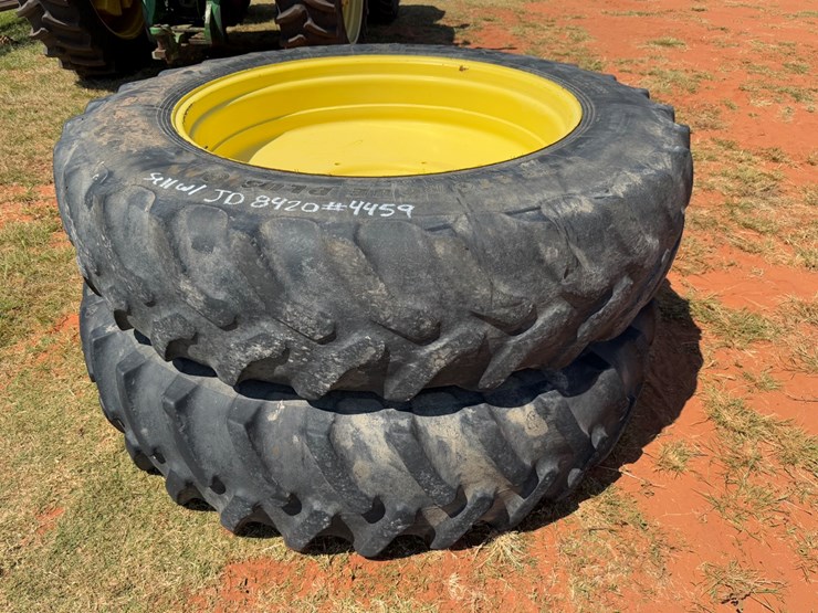 john-deere-8420-image-31