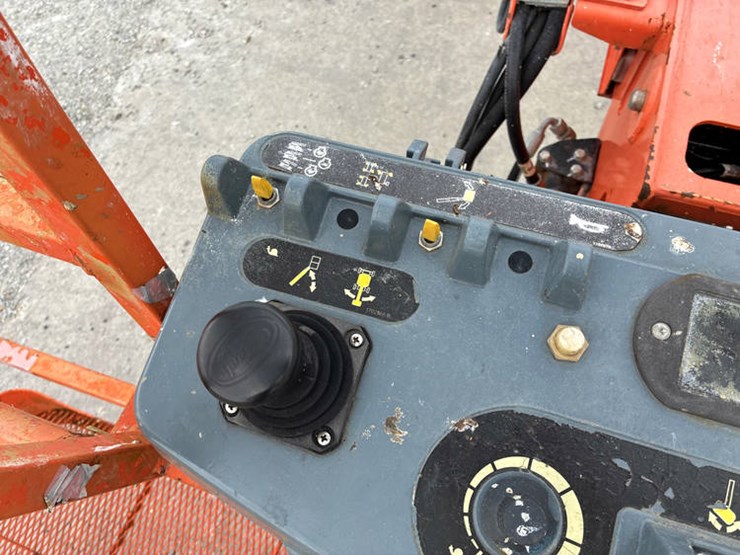 jlg-600s-image-18