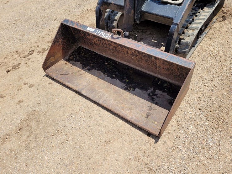 2005-ditch-witch-sk350-image-2