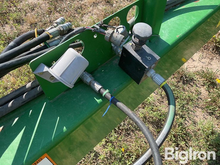 2013-john-deere-1760-image-11