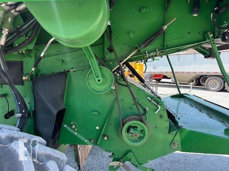 2009-john-deere-9670-sts-image-45