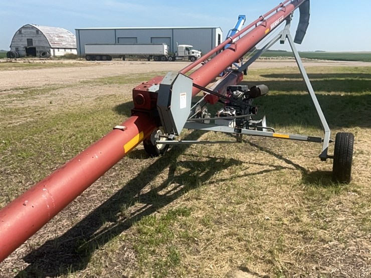 sakundiak-model-hd-7–1200-grain-auger-with-gx-620-v-twin-honda-with-the-electric-start-image-11