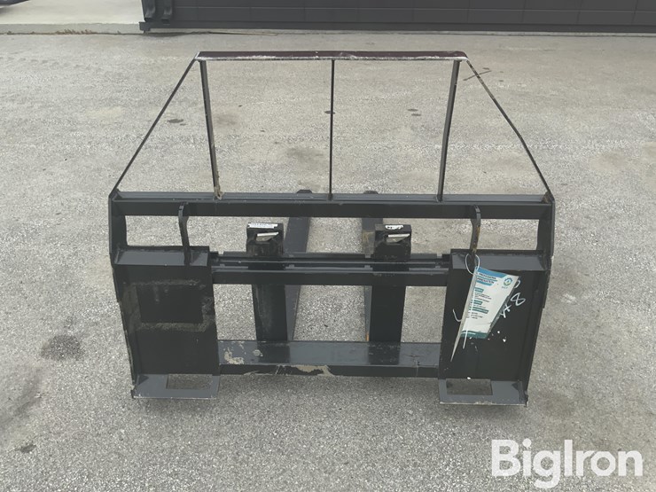 agt-saii00-48"-skid-steer-pallet-forks-&-mast-assembly-image-6
