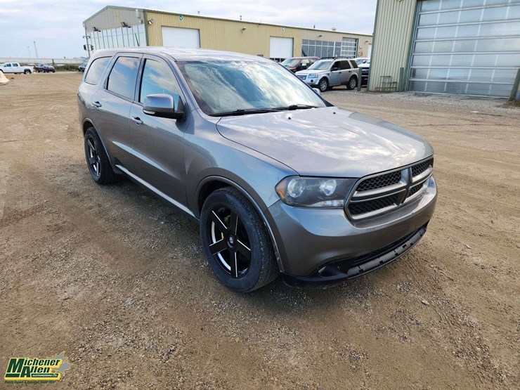 2011-dodge-durango-image-4