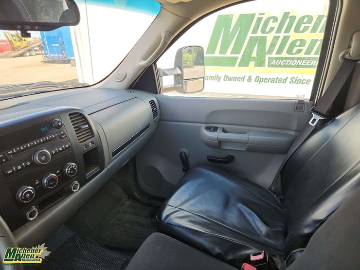 2008-gmc-sierra-3500hd-image-16