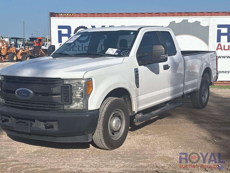 2017-ford-f250-image-1