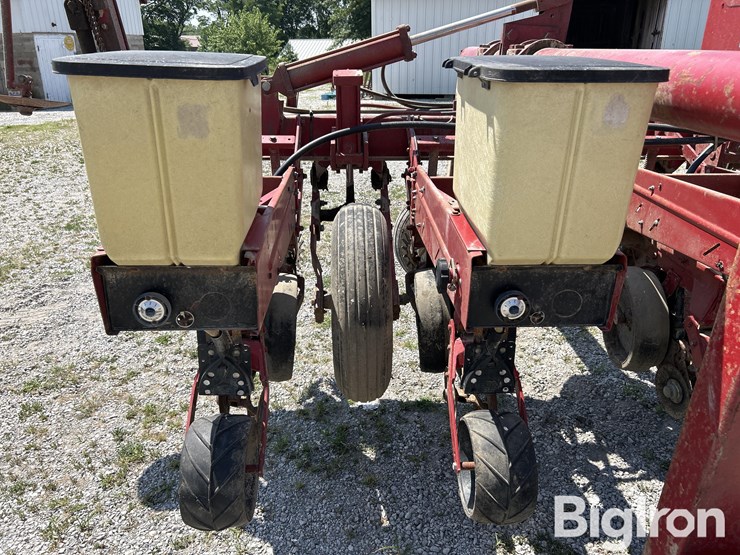 case-ih-900-image-17