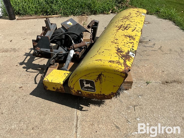 john-deere-246-image-4
