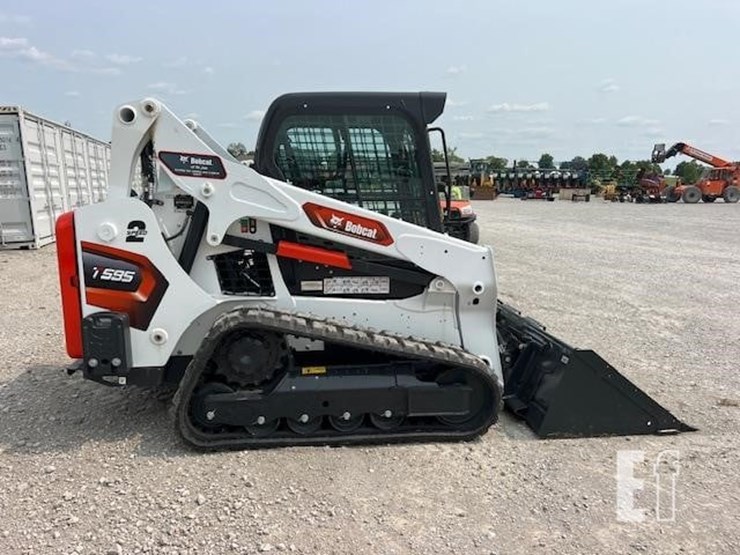 2024-bobcat-t595-image-6