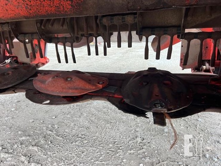 2014-kuhn-fc303gl-image-4