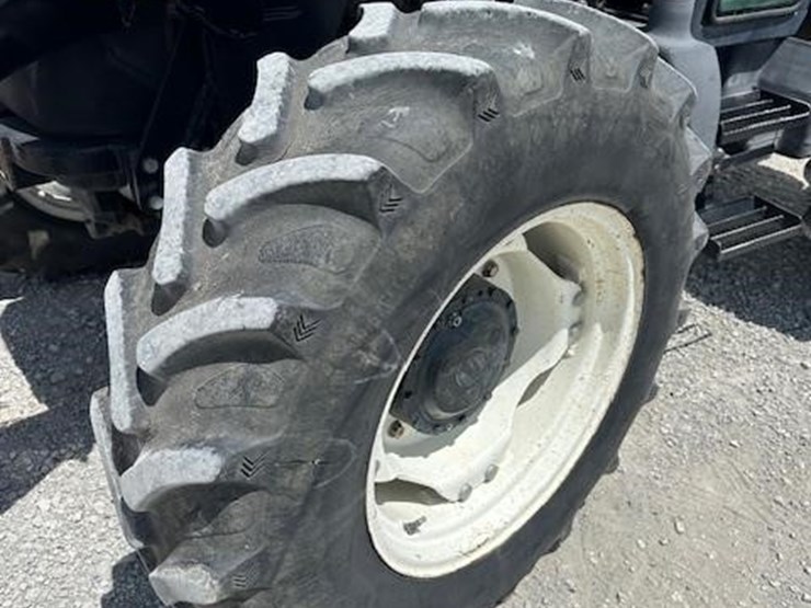 2008-new-holland-t5050-image-11