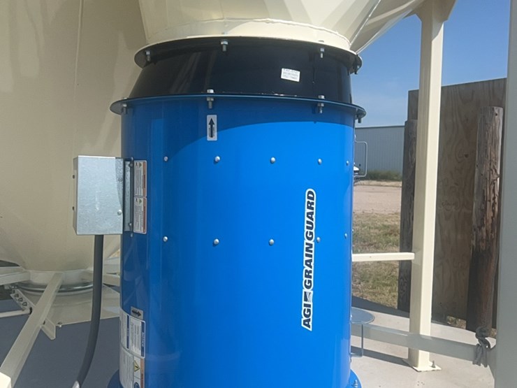 concept-7,500-bushel-hopper-bin,-fully-equipped-with-bin-fan-with-agi-grainguard-10-hp-three-phase-electric-motor.-image-26