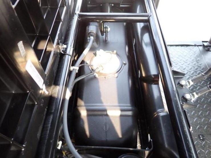 2015-kawasaki-mule-4010-image-33