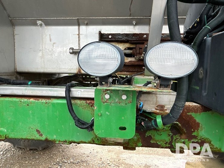 2009-john-deere-4930-image-43