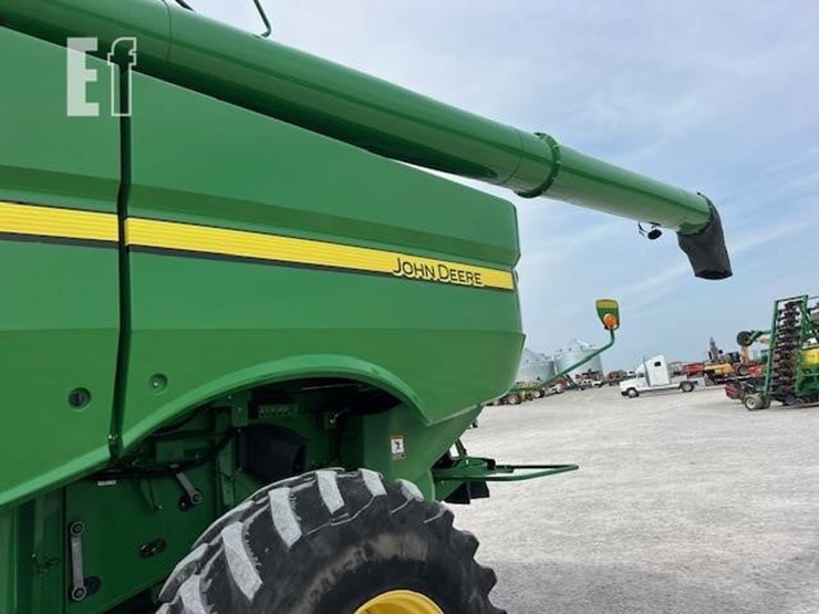 2014-john-deere-s670-image-59