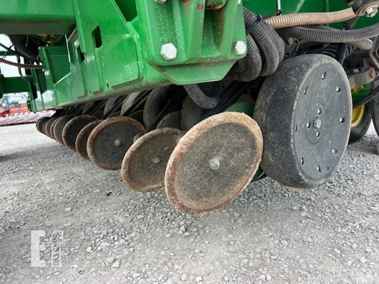2018-john-deere-1990ccs-image-40