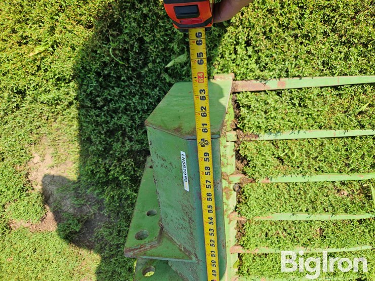 john-deere-158-image-9