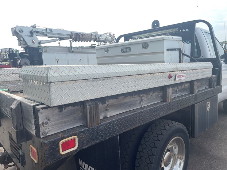 2003-ford-f550-image-18