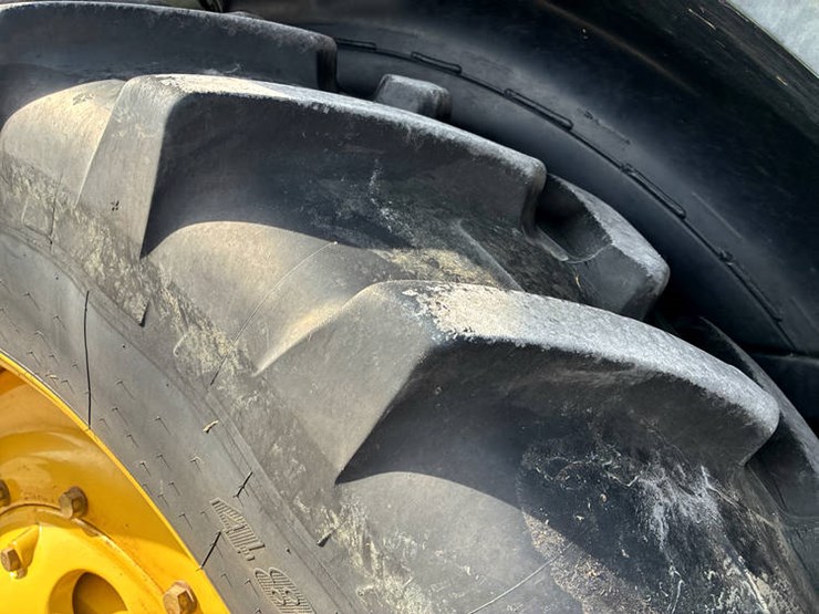 2018-john-deere-8370r-image-61