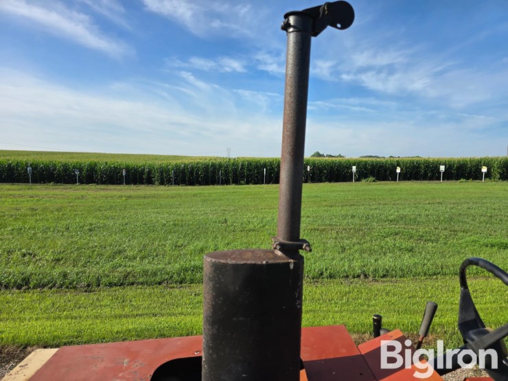 ditch-witch-2300-image-9