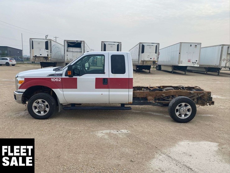 2015-ford-f350-image-2