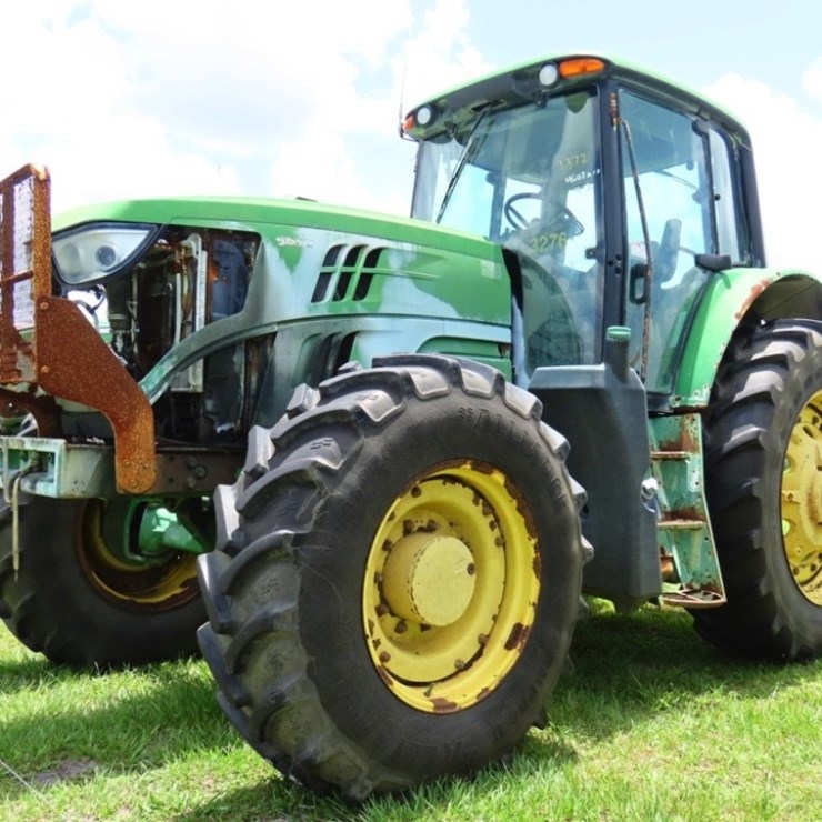 2016 JOHN DEERE 6155M