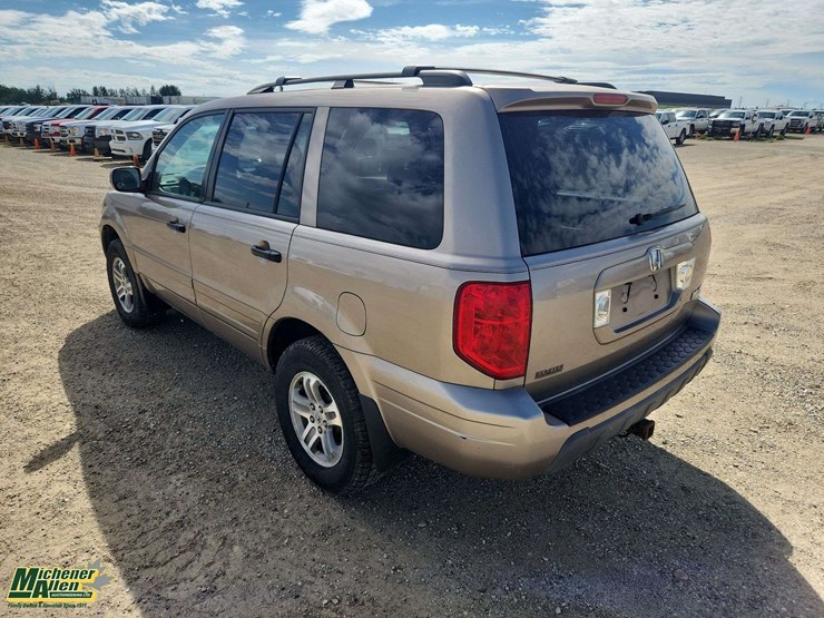 2003-honda-pilot-image-3