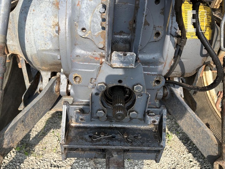 new-holland-7610s-image-16