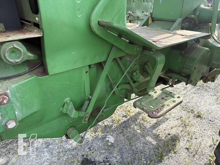 1965-john-deere-2010-image-19