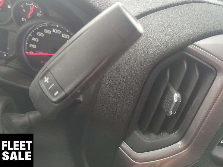 2021-chevrolet-silverado-1500-image-8