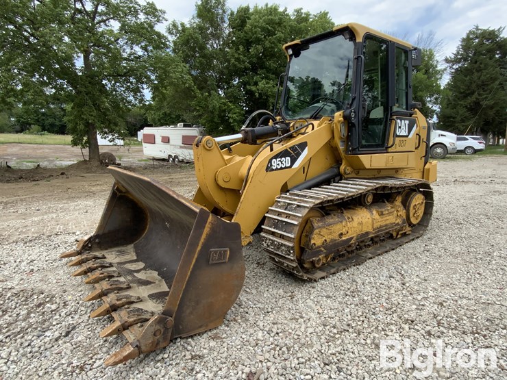 2007-caterpillar-953d-image-1
