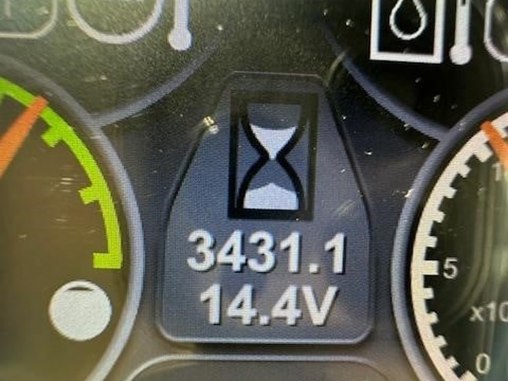 2015-caterpillar-299d-image-31