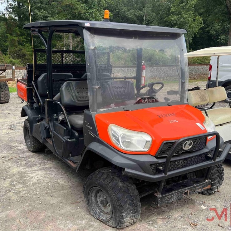 KUBOTA RTVX1140