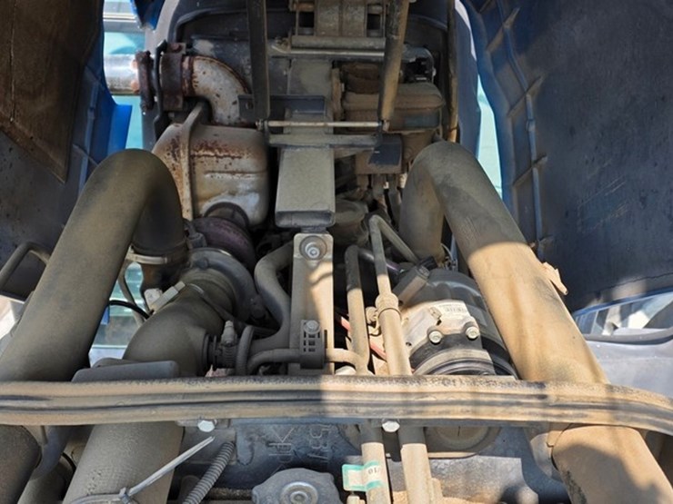 new-holland-t5060-image-41