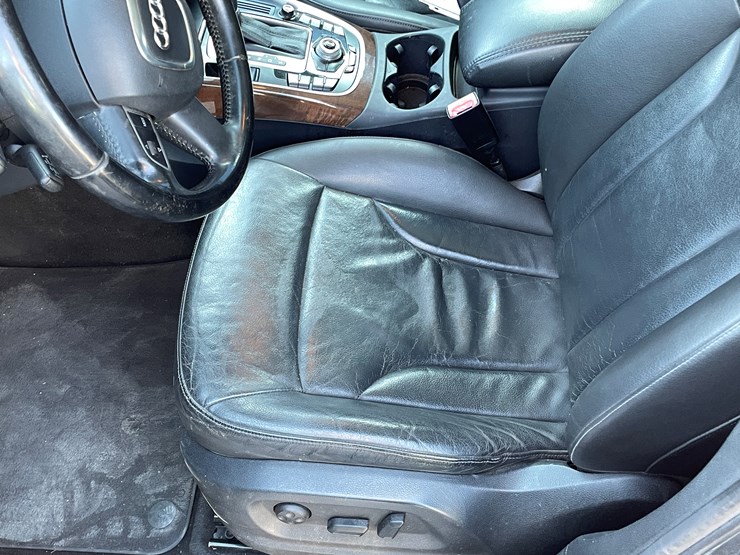 2010-audi-q5-image-32