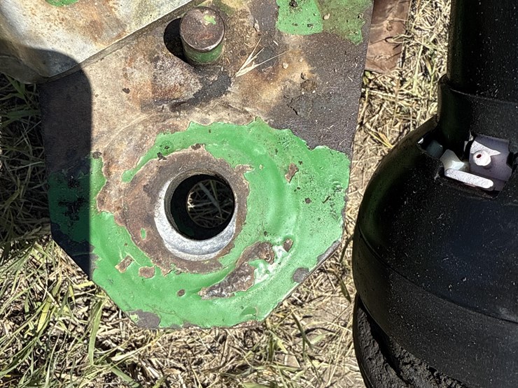 2005-john-deere-567-image-9