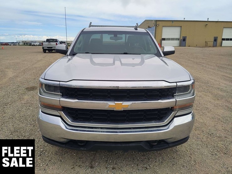 2018-chevrolet-silverado-1500-image-19