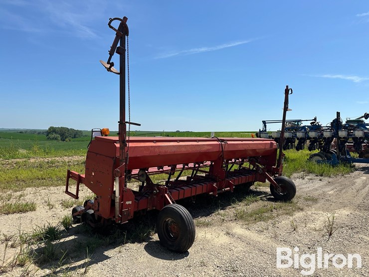 case-ih-5400-image-3