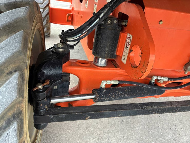 jlg-600s-image-41