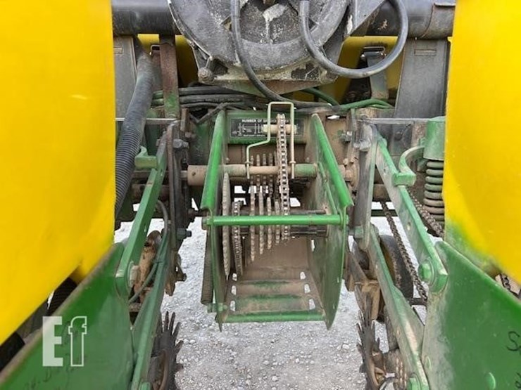 john-deere-1750-image-23
