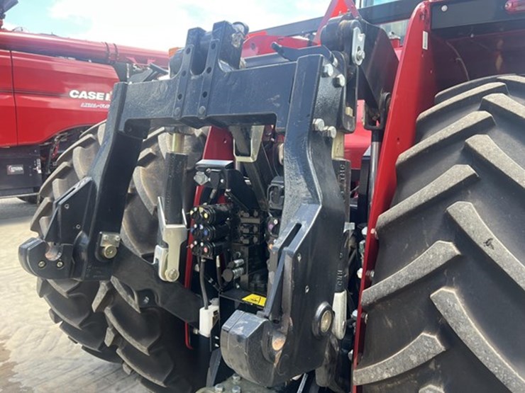 2023-case-ih-steiger-470-image-9