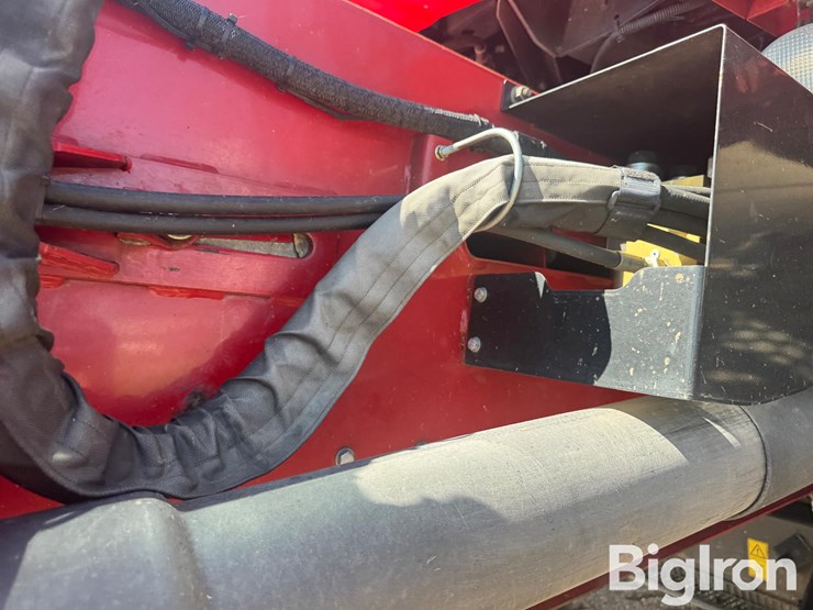 2010-case-ih-7120-image-13