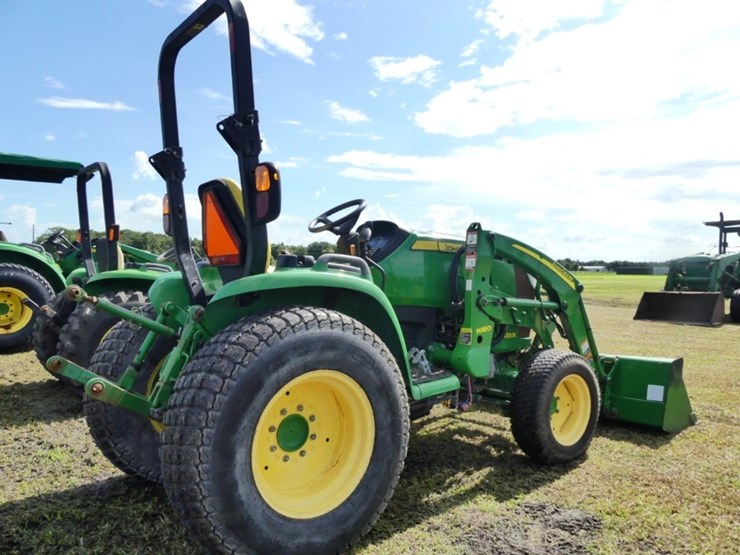 john-deere-3033r-image-3