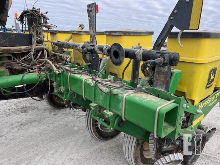 john-deere-1770-image-35