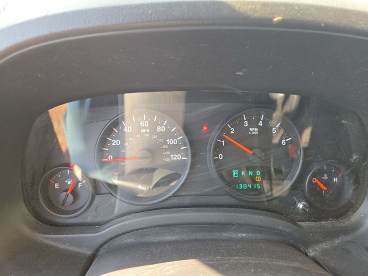 2012-jeep-patriot-image-16