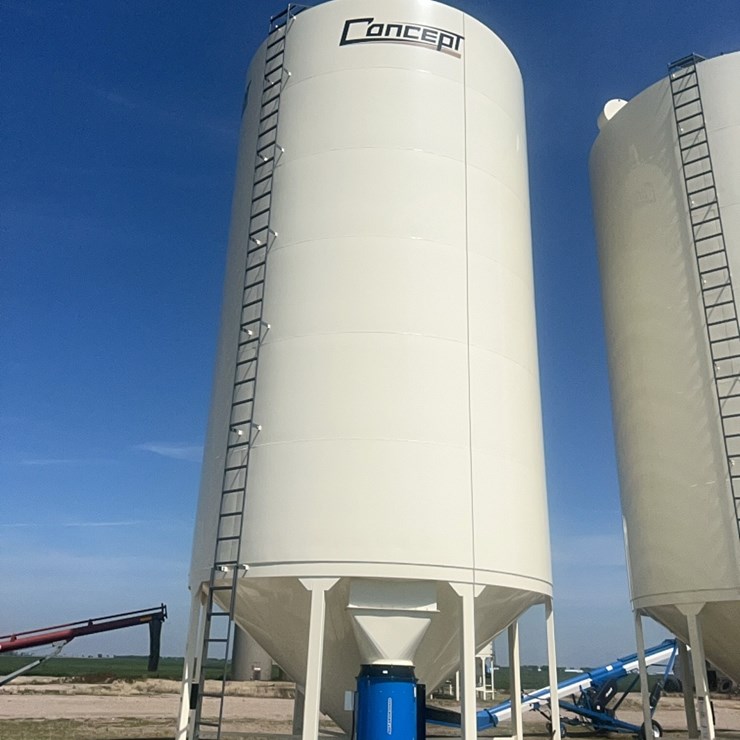 Concept 7,500 bu. hopper bin with AGI Grainguard bin fan, 10 hp 3 phase electric motor