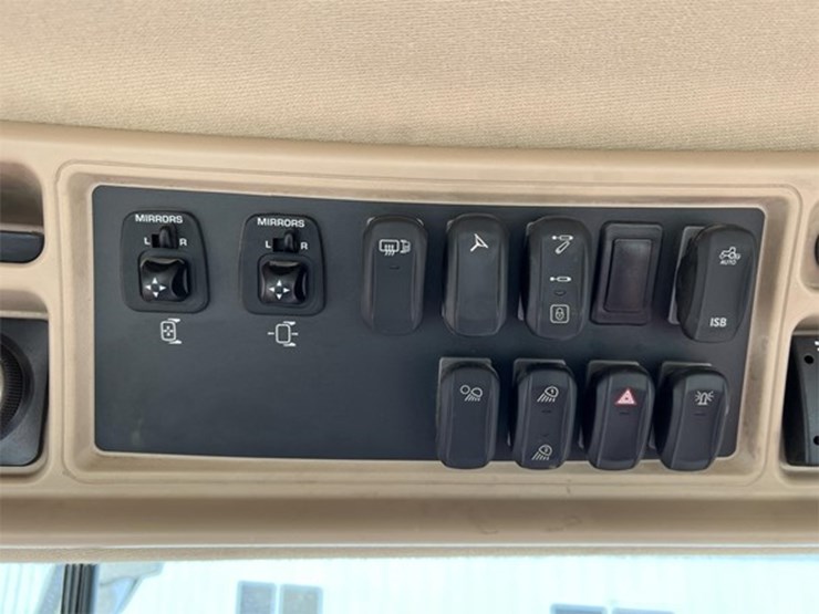 2022-case-ih-2022-image-28